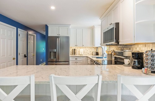 Mashpee House | NEW! Cozy Retreat w/Firepit, Large Yard & Game Room – Pool Table & Foosball!