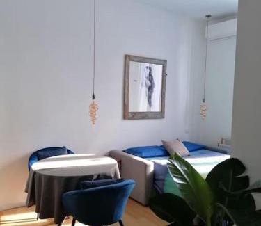 Turro Apartment | New Cozy Studio 7 Metro stops to DUOMO!