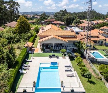 Mozelos Villa | NEW - Crestuma Bright