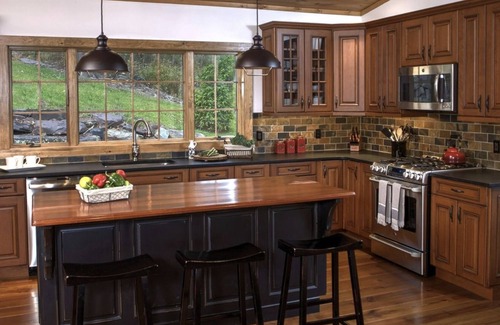 Windham House | New Custom Built Catskill Mountain Chalet with Elevator