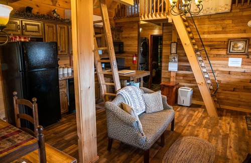 Sevierville Cabin | NEW! Custom Cabin on 10 acres!
