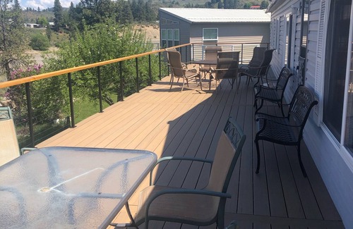 Davenport House | ★New Deck★ 10/10 View with Easy Beach Access ★