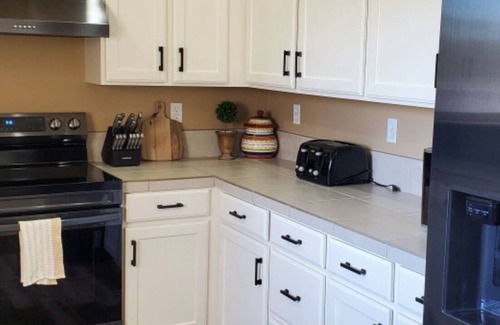 Lake Havasu City House | new,decorated, snow bird contact for winter stays