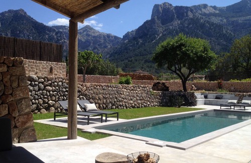 Soller House | NEW: Design house with pool & mountain view | excl. hideaway quiet location near Plaza