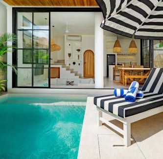 Batu Bolong House | New Designer 2BR Villa in Canggu