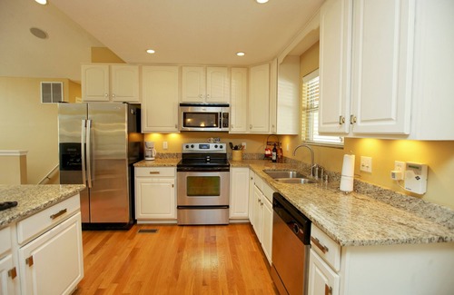 Lakeside Estates House | New Double Decker Dock with slide on quiet cove near jumping bridge!