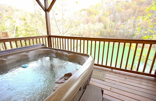 Lakeside Estates House | New Double Decker Dock with slide on quiet cove near jumping bridge!