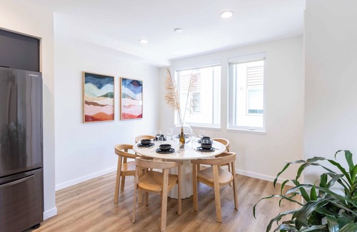 Hailey House | New Downtown Hailey Condo with Rooftop Hot Tub