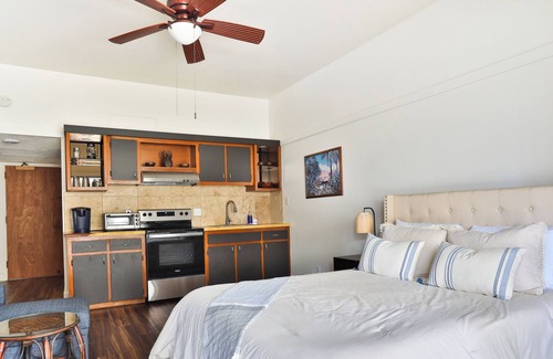 Hilo Condo | New! Downtown Hilo and Close to Airport