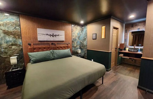 Canyon Gate Apartment | NEW Entire Apartment + Close to Strip + 1br + Wifin