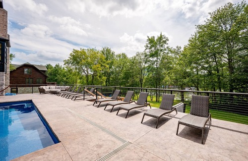 McHenry House | New! Epic lakefront home with indoor pool!