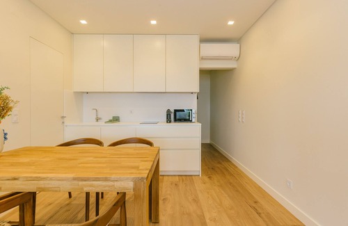 Estoril Apartment | NEW! ESTORIL SEAFRONT 1BEDROOM APARTMENT