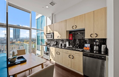 LoDo Condo | New! Executive Downtown Denver Condo - Amazing Views - Gym - Dog Friendly