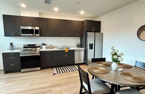 Point Loma Heights Apartment | New, extra spacious, luxurious, private with king bed, parking & workspace