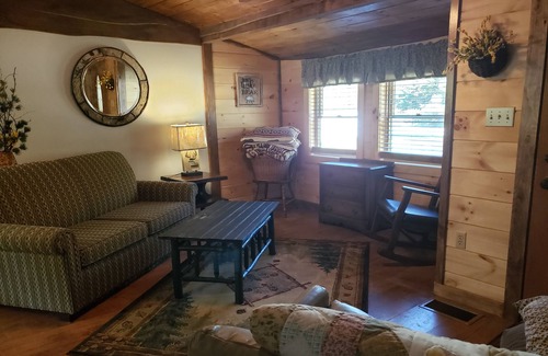Warrensburg Cabin | NEW FAMILY CABIN! WELCOME!