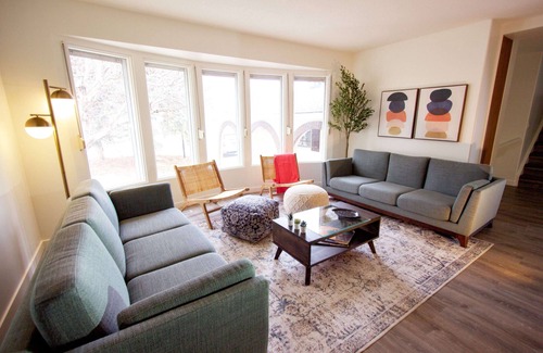 Northeast Edmonton House | NEW, Family Friendly, Pool House