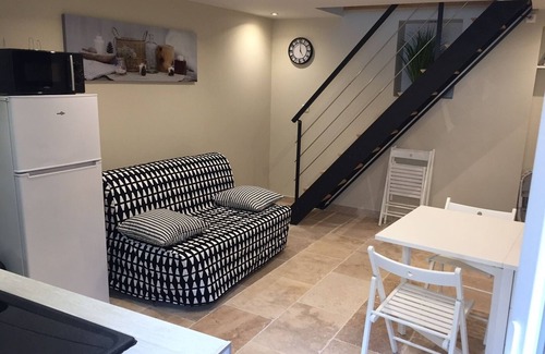 Saint-Julien Apartment | new apartment in village house