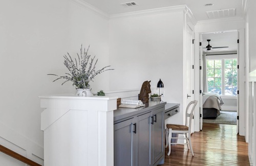 Historic Downtown Franklin House | NEW Franklin Farmhouse in heart of downtown! Steps from shops & restaurants!