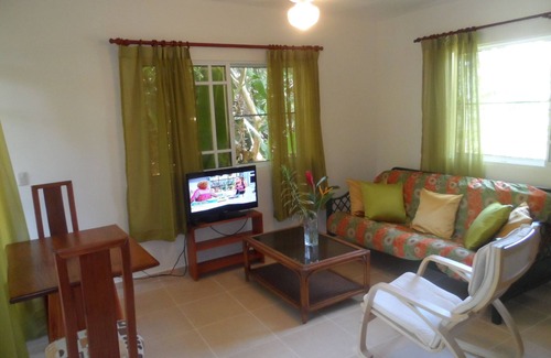 Costambar House | New Garden Bungalow In A Tropical Setting.