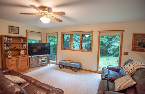 Warrensville Cabin | NEW! Getaway in Warrensville w/ Creek & Fire Pit