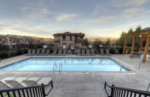 Bear Hollow Village Condo | New! Gold Medal Getaway-Pool, Hot Tub, and Gym! Short Drive to Canyons Resort!