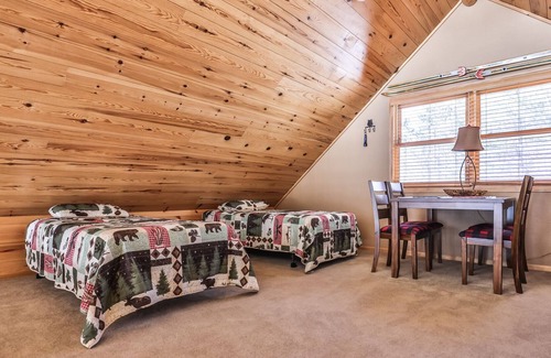 Minocqua House | NEW! Gorgeous 4 bedroom home on crystal clear Whitefish Lake!