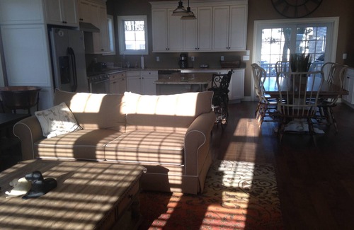 Beach Haven Crest House | New Gorgeous Oceanside Home w/Outstanding Views.