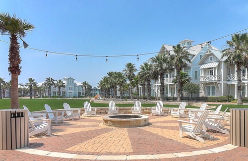 Cinnamon Shore House | New gulf front home in CS North with access to 20+ resort like amenities