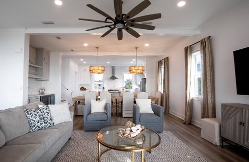 Cape San Blas House | New gulf front stunner! Private pool, elevator, beach gear!