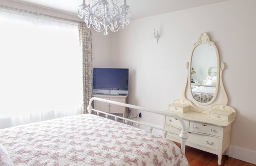 Warm Beach House | New High End Guesthouse in Warm Beach, Stanwood, WA.