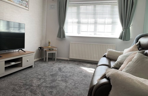 Sandilands Apartment | NEW HOLIDAY LET ⛱️ nLUXURY APARTMENT SANDILANDS. 2 MINS TO BEACH ⛱️