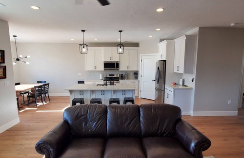 St. George House | New Home in Downtown St. George - Direct access to trail system.