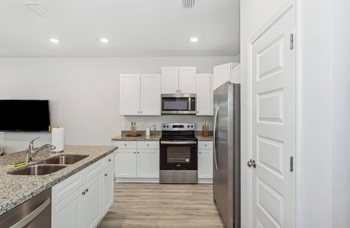 Florida Panhandle House | New Home near UWF & PNS Beach!
