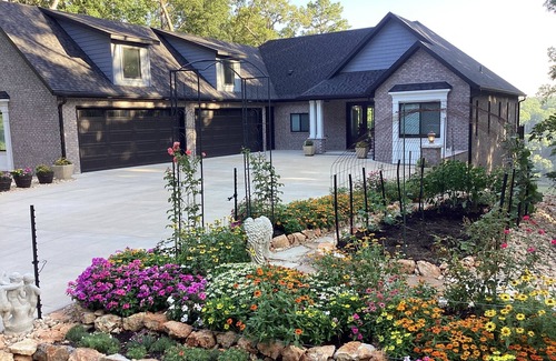 Bella Vista House | New home with lake side lower-level entry apartment, Near Buckingham Trail head
