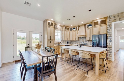 Hoyt House | New Home with Modern Amenities, Nearby Attractions, & Comfortable Accommodations