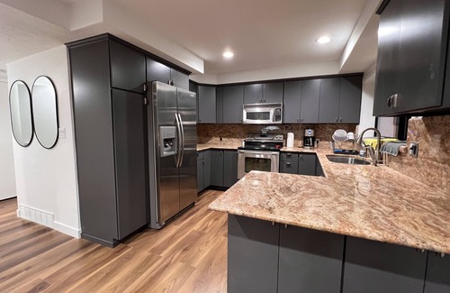 Salt Lake City House | New Home with Sunset View + Ski, Hike, Golf. Sleeps 11 - Fireplace + Coffee Bar