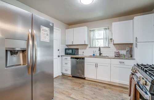 Stephenville House | *NEW* Howdy House | Walk to TSU, Gameroom & Yard
