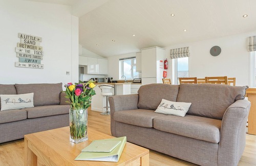 Carnmenellis Ski Chalet | New in 2017. Spacious and luxurious lodge.