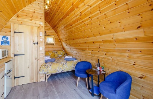 Crimdon Cottage | New in 2021. A quirky pod with one double and shower room.