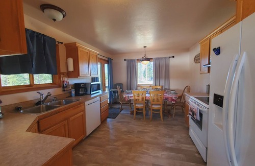 Seeley Lake House | New in Seeley Lake! WiFi, AC, Family-friendly