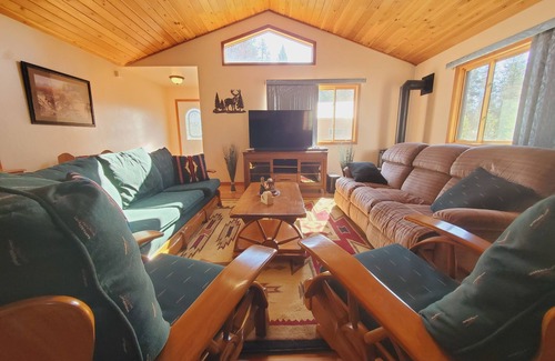 Seeley Lake House | New in Seeley Lake! WiFi, AC, Family-friendly