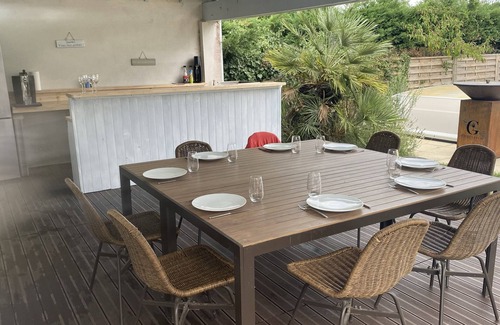 Bourcefranc-le-Chapus Villa | New in the Marennes-Oléron basin! Completely renovated Charentaise house