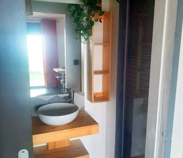 Saint-Leu Apartment | NEW Joli Studio avec Vue mer imprenable - wifi