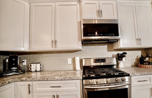 North Houston House | NEW! Kanagawa & Zen LUX Heights Home of H-Town!
