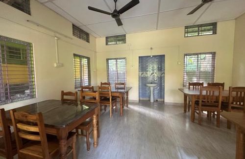 Golaghat House | New Kaziranga Cottage