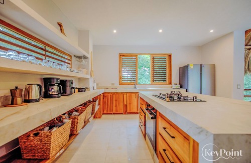 Palomino Villa | New KeyPöint: Luxury Palomino Beach Höuse!