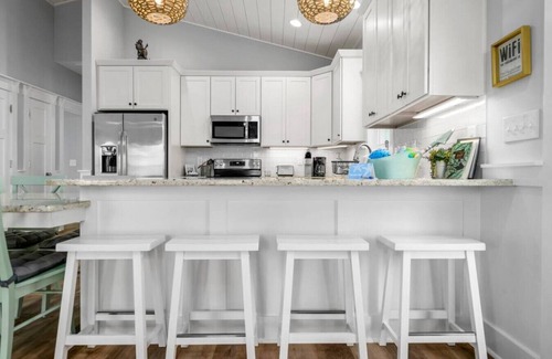 Holden Beach House | New kid friendly cottage w/pool & PrivateWalk