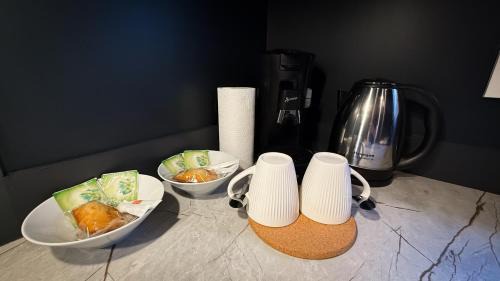 Montlhery Apartment | New - La Marquise - Secret Suite