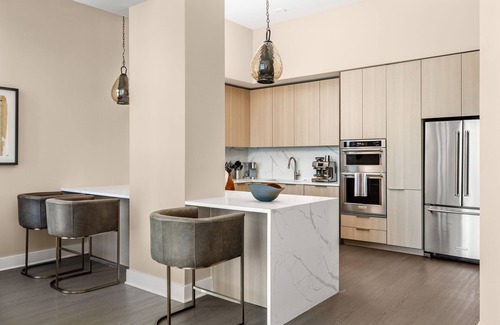 Midtown Apartment | *NEW* La vita è bella Penthouse by ALR