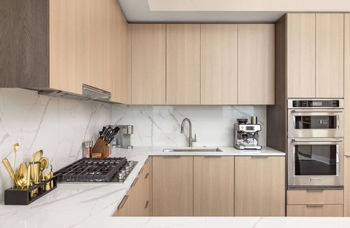 Midtown Apartment | *NEW* La vita è bella Penthouse by ALR